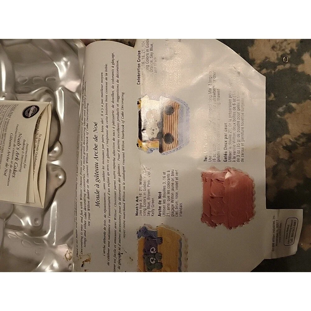 Wilton 1999 Noahs Ark Cake Pan Bears Giraffes Baking Mold 2105-2026 Instructions